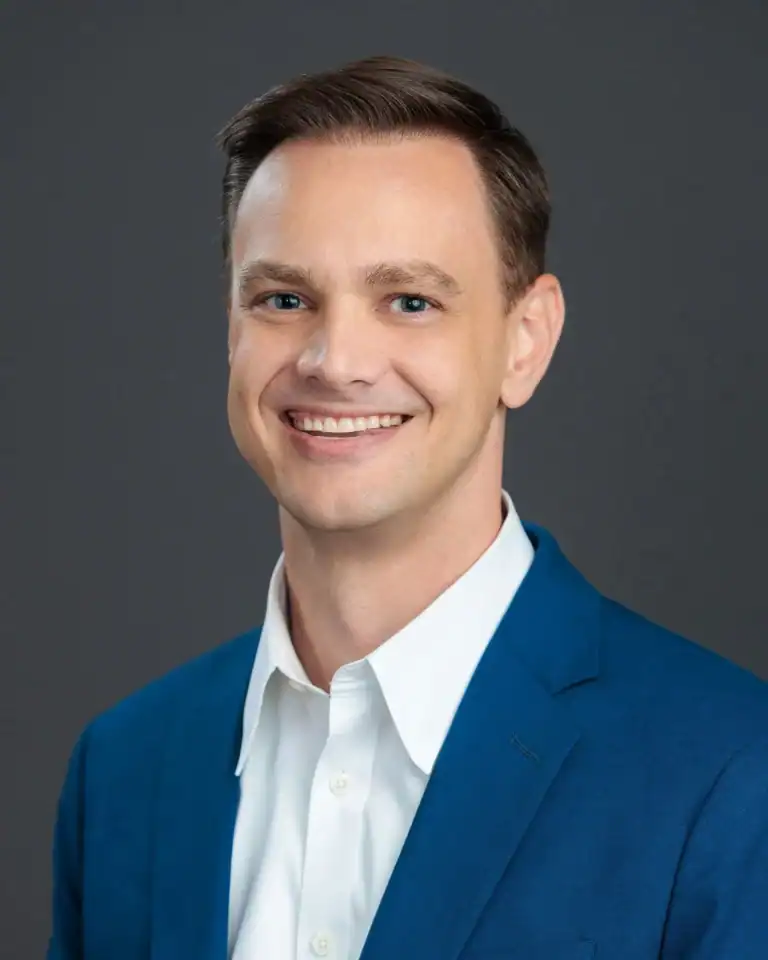 Matt Barr's Headshot