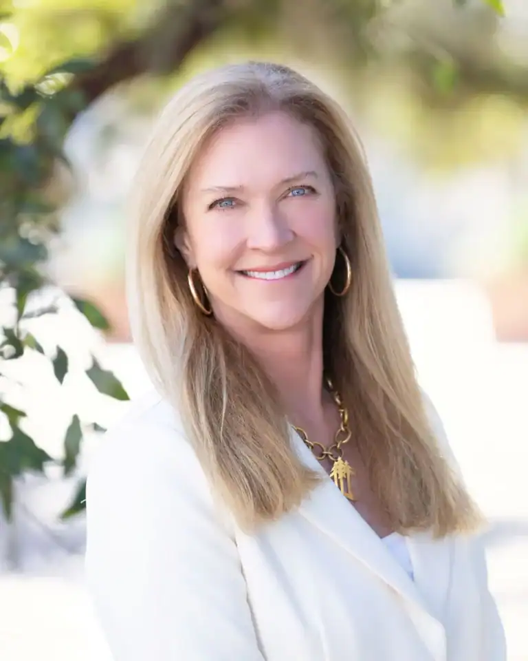 Mimi Goodyear Dossett's Headshot