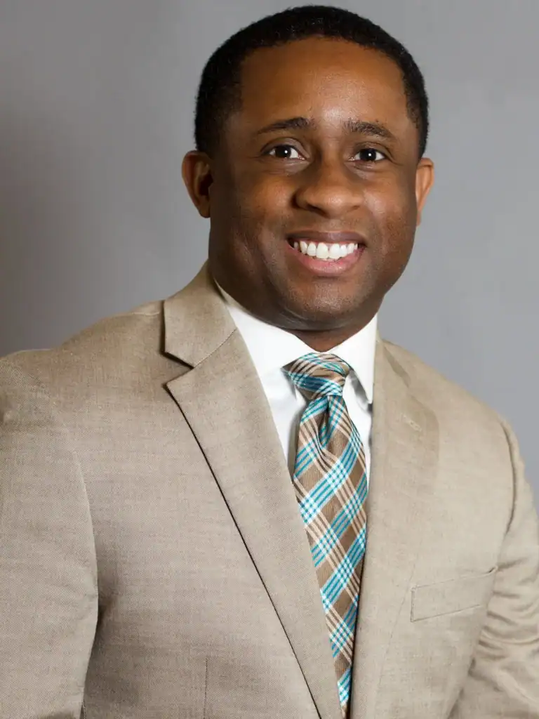 Oric Walker's Headshot